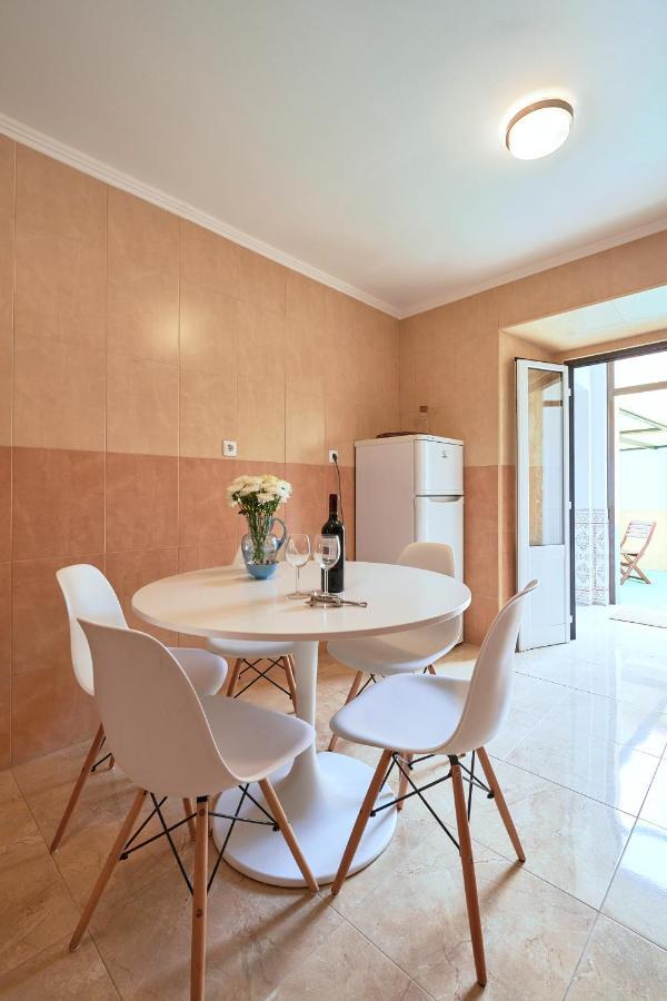 Spacious And Renovated Apartment With Amazing Patio, By Timecooler Lisboa Kültér fotó