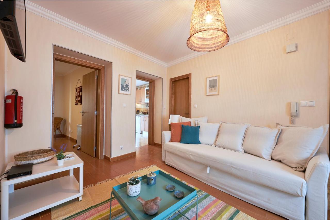 Spacious And Renovated Apartment With Amazing Patio, By Timecooler Lisboa Kültér fotó