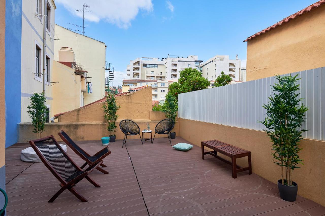 Spacious And Renovated Apartment With Amazing Patio, By Timecooler Lisboa Kültér fotó