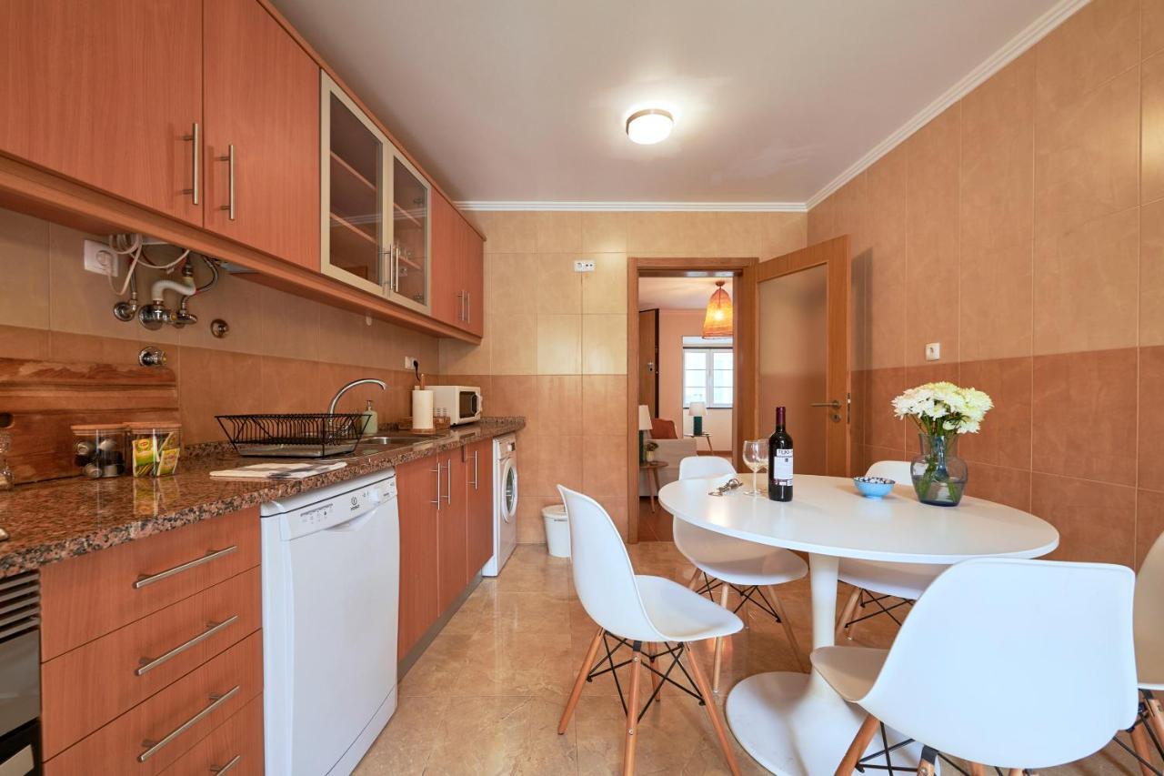 Spacious And Renovated Apartment With Amazing Patio, By Timecooler Lisboa Kültér fotó