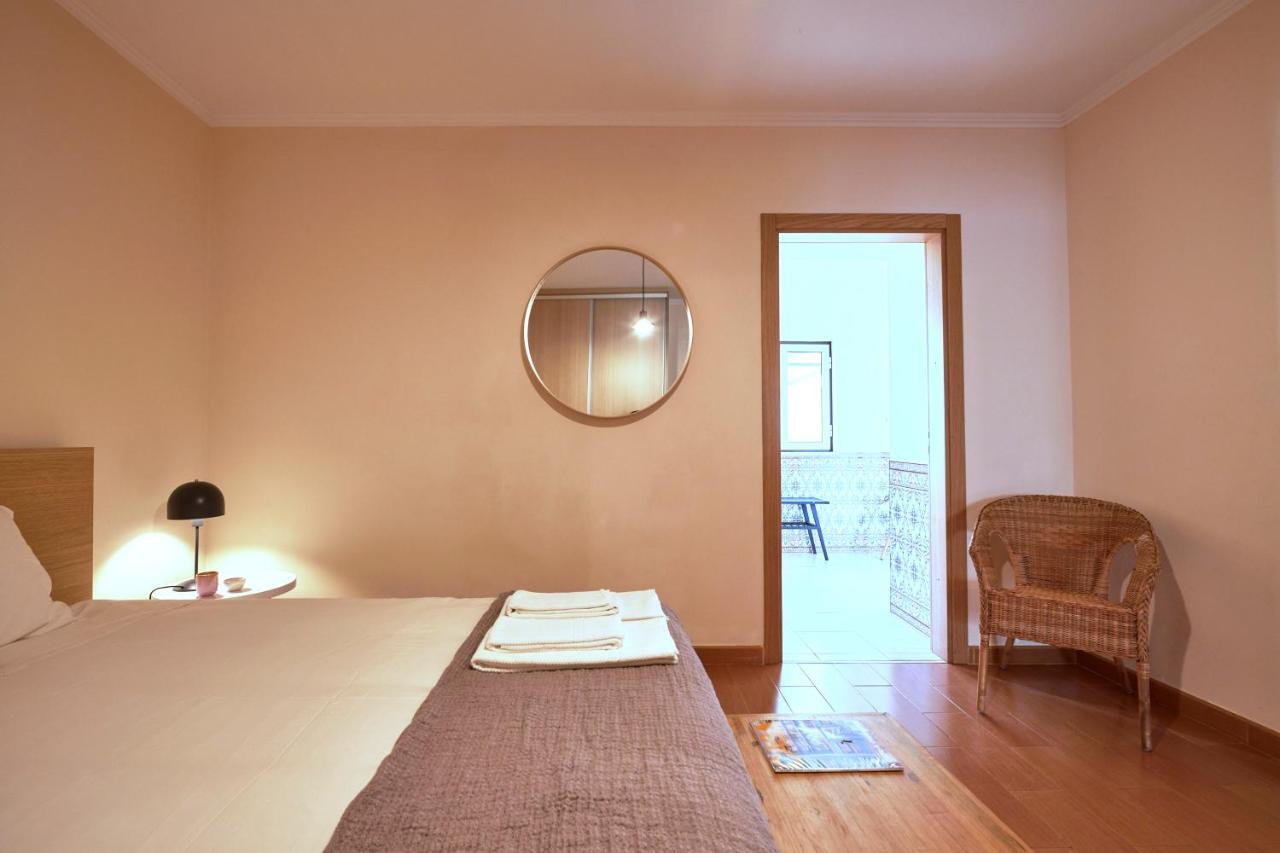Spacious And Renovated Apartment With Amazing Patio, By Timecooler Lisboa Kültér fotó
