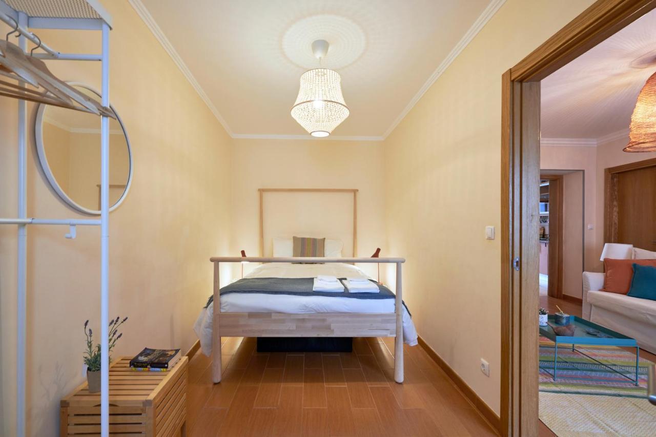 Spacious And Renovated Apartment With Amazing Patio, By Timecooler Lisboa Kültér fotó