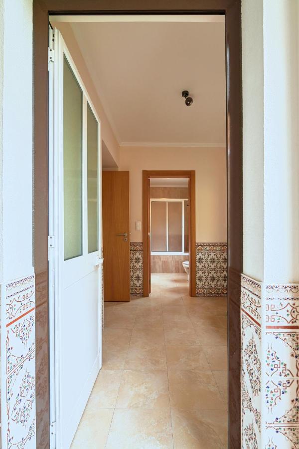 Spacious And Renovated Apartment With Amazing Patio, By Timecooler Lisboa Kültér fotó